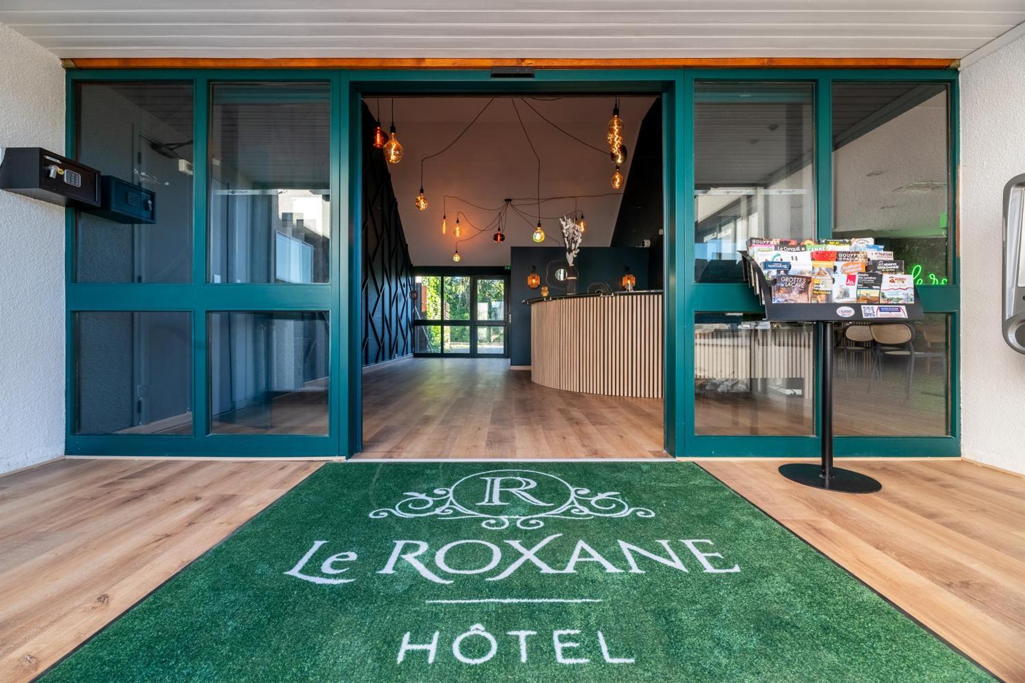 Hotel Le Roxane Saint-Laurent-des-Vignes Zewnętrze zdjęcie