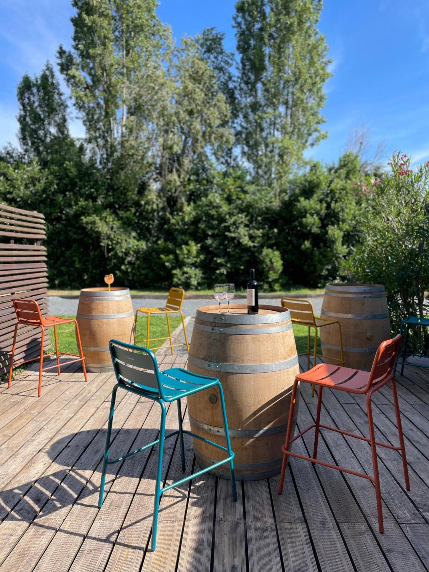 Hotel Le Roxane Saint-Laurent-des-Vignes Zewnętrze zdjęcie